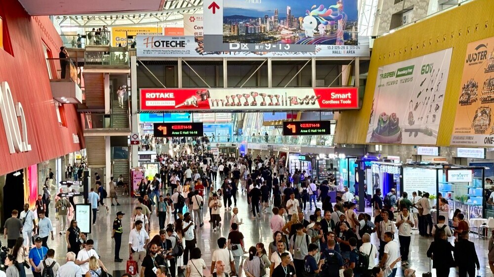 Phase 1 of 138th Canton Fair concludes with nearly 158,000 overseas buyers