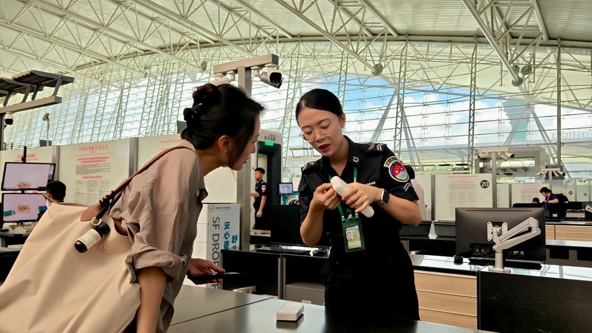 Airplane passengers adjust to new power bank regulations