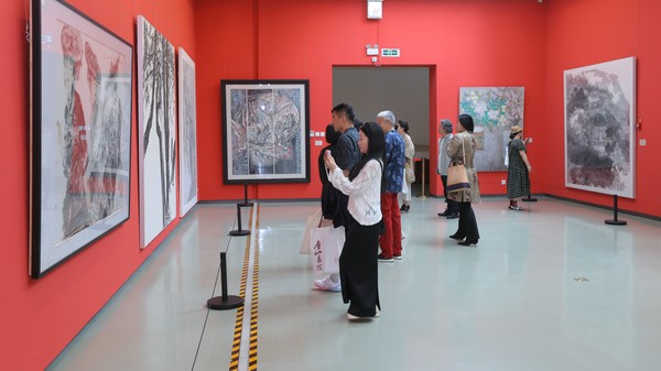Spirit of Lingnan School carries on in retrospect