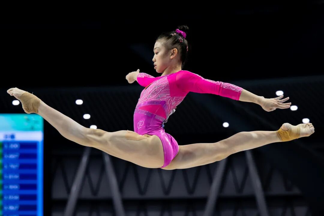 全运会丨体操——女子个人全能决赛赛况XxjpseC002711_20251115_MVPFN0A001.JPG