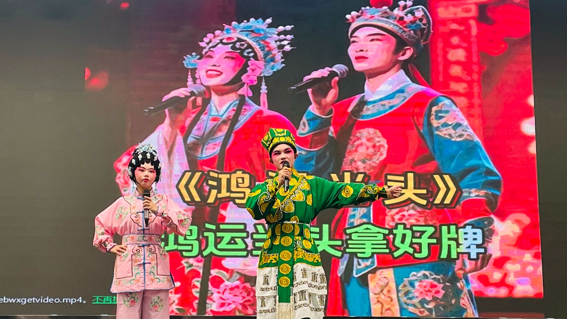 Zhanjiang youth shine at "Telling China's Stories in English" Event