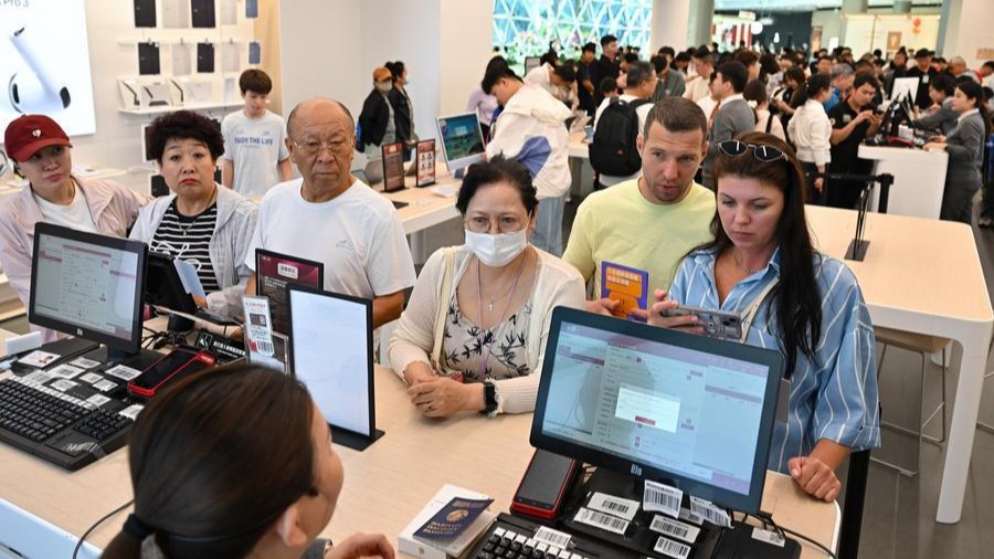 China to open 41 new duty-free shops for inbound international travelers