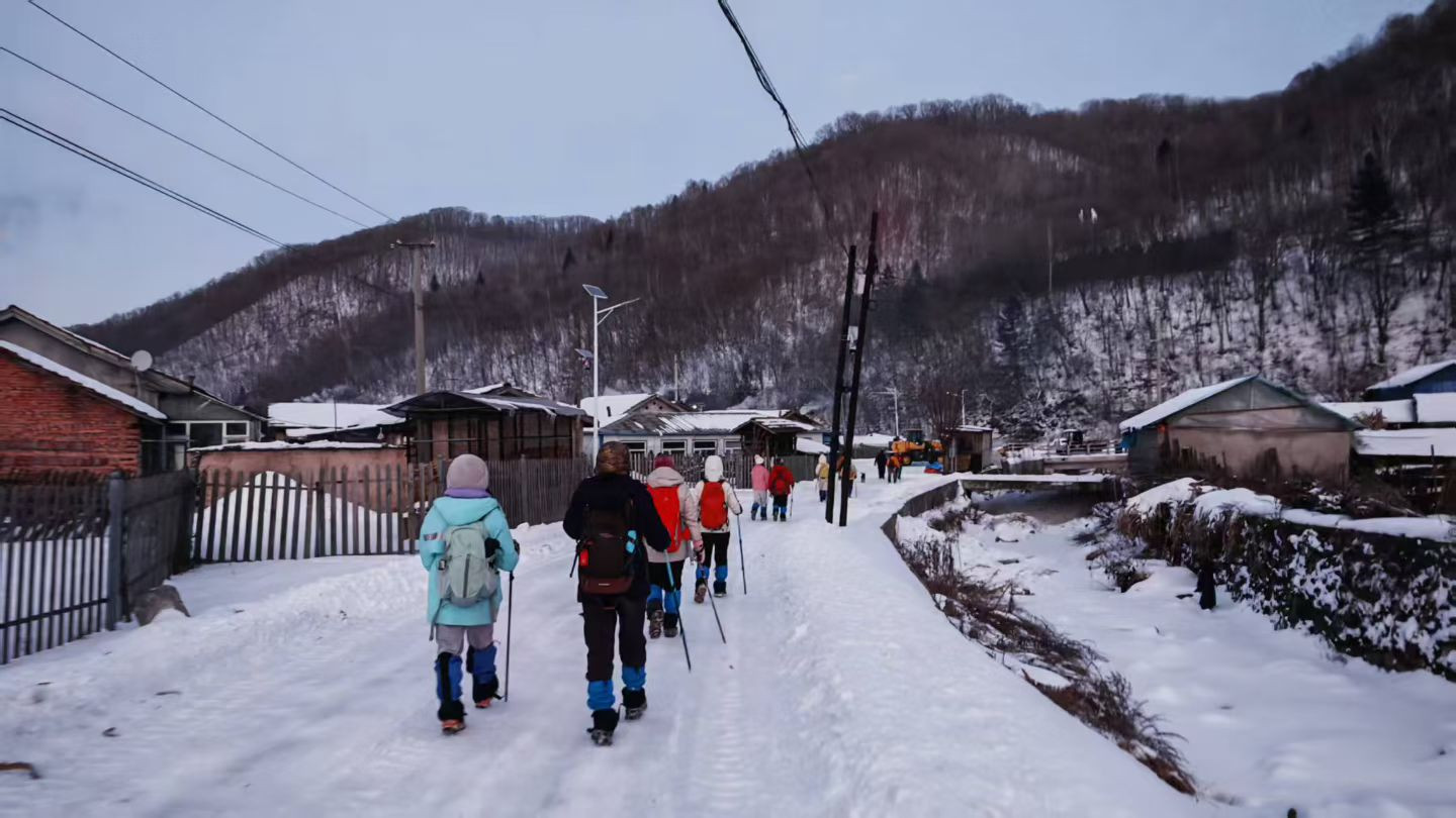 南方游客“北上”追雪